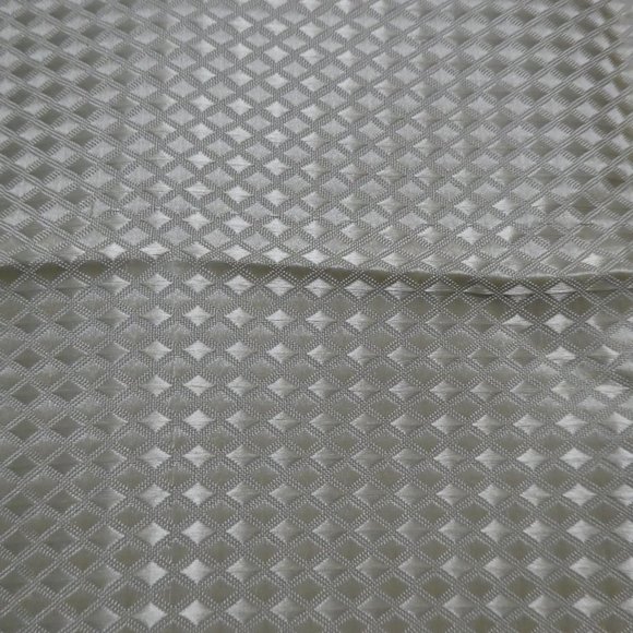 SET OF 19 shiny gold napkin squares - Picture 6 of 8